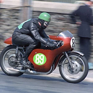 Ross Hannan (Yamaha) 1969 Lightweight TT