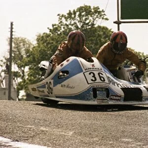 Roy Hanks & Vince Biggs (Yamaha) 1979 Sidecar TT