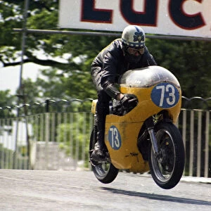 Roy Reid (Seeley) 1971 Junior TT