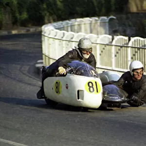 Russ Pollard & M Wescombe (P. W. 4) 1971 750cc Sidecar TT