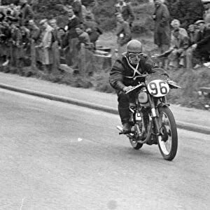 Sam Seston (Norton) 1950 Junior Clubman TT