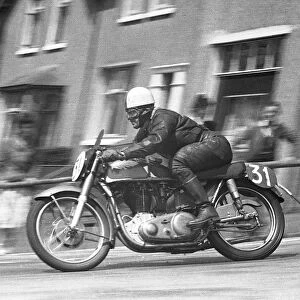 Sam Seston (Norton) 1953 Senior Clubman TT