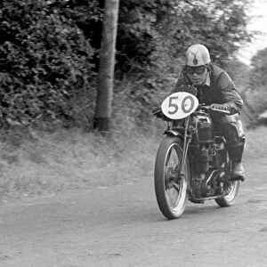 Sam Spratt (Velocette) 1951 Junior Ulster Grand Prix