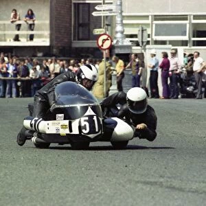Selby Sargison & Ian Wilson (BSA) 1976 500 Sidecar TT