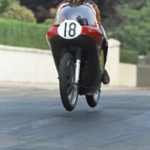 Selwyn Griffiths (Cowles Matchless) 1970 Senior TT