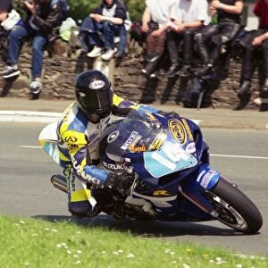 Shaun Harris (Suzuki) 2002 Junior 600 TT