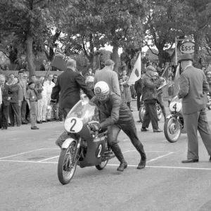 Sid Mizen (Honda) 1965 Ultra Lightweight TT