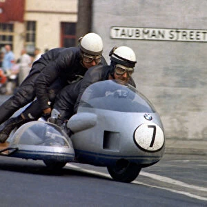 Siegfried Schauzu & Horst Schneider (BMW) 1970 500 Sidecar TT