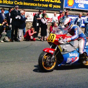 Simon Buckmaster (Norton) 1988 Senior TT