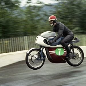 Bill Simpson (Greeves) 1967 Lightweight Manx Grand Prix