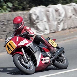 Bill Simpson (Kawasaki) 1985 Senior TT