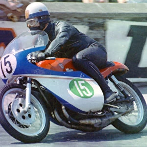 Bill Smith (Brown Yamaha) 1969 Lightweight TT