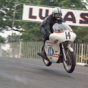 Bill Smith (Honda) 1971 Junior TT