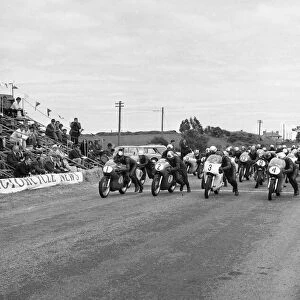 Start 1965 Southern 100 Senior Race