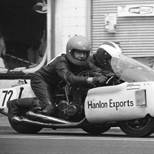 Stephen Galligan & William O Leary (Rumble Yamaha) 1977 Sidecar TT