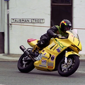 Stephen Handby (Honda) 1999 Newcomers Manx Grand Prix