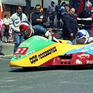 Stephen Judkins & Cat Jenkins (Yamaha) 1990 Sidecar TT
