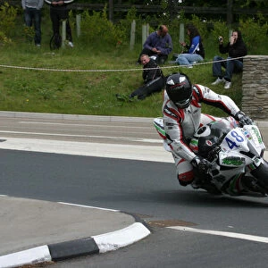 Stephen McIlvenna (Yamaha) 2010 Supersport TT