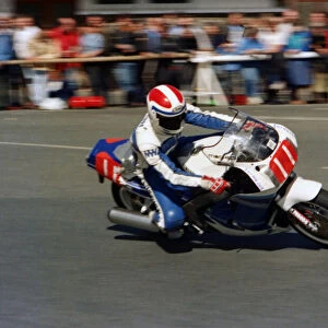 Steve Bushell (Tamaha) 1987 Newcomers Manx Grand Prix