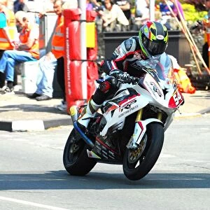 Steve Heneghan (BMW) 2016 Supersport TT