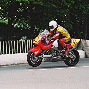 Steve Linsdell (Flitwick Yamaha) 2004 Senior TT