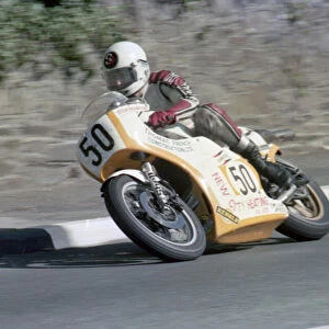 Steve Richardson (Suzuki) 1982 Senior Manx Grand Prix