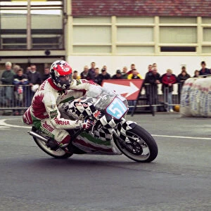Steven Jones (Yamaha) 1999 Newcomers Manx Grand Prix