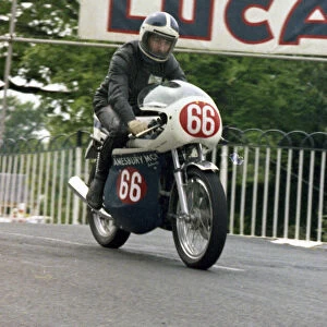 Stewart Baldwin (Honda) 1974 Production TT