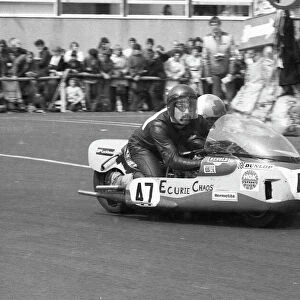 Stuart Applegate & Ron Hardy (Suzuki) 1977 Sidecar TT