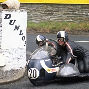 Stuart Digby & B Haddrell (BSA) 1971 500 Sidecar TT