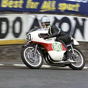 Stuart Mellsop (Yamaha) 1965 Lightweight TT