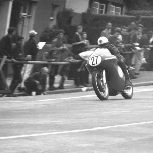 Syd Mizen (AJS) 1963 Junior TT