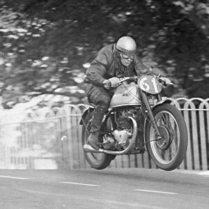 Syl Anderton (Triumph) 1950 Senior TT