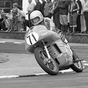 T Neil Kelly (Racewaye) 1975 Senior Manx Grand Prix