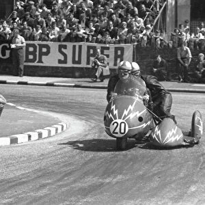 Terry Folwell & P M Knocker (Matchless) 1958 Sidecar TT