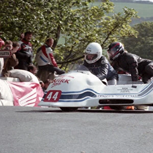 Tim Eade & Kevin Turner (Ireson) 1993 Sidecar TT