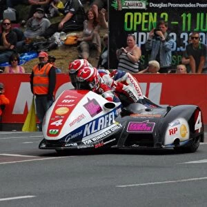 Tim Reeves & Patrick Farrance (DMR Honda) 2016 Sidecar 2 TT