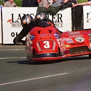 Tom Hanks & Steve Wilson (Windle) 1999 Sidecar TT