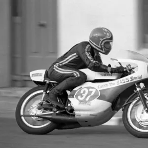 Tom Herron (Yamaha) 1972 Junior TT