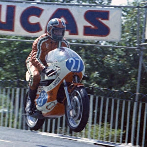 Tom Herron (Yamaha) 1973 Juniora TT
