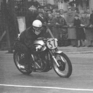 Tom Hesketh (Norton) 1957 Junior Manx Grand Prix
