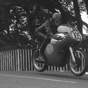 Tom Walker (Norton) 1962 Senior Manx Grand Prix