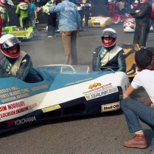 Tony Baker & John Hennigan (Yamaha) 1987 Sidecar TT