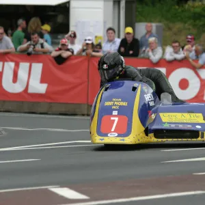 Tony Elmer & Darren Marshall (Yamaha) 2011 Sidecar TT