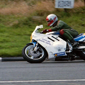 Tony Grey (Suzuki) 1990 Senior Manx Grand Prix