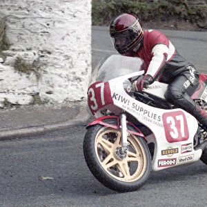 Tony Hughes (Yamaha) 1985 Newcomers Manx Grand Prix