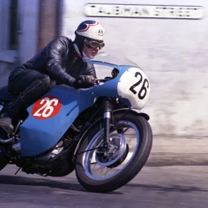 Tony Jefferies (Triumph) 1969 Production TT