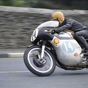 Tony Randle (Norton) 1972 Junior Manx Grand Prix