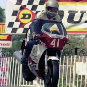 Tony Thompson Suzuki Production A TT Print at Ballaugh Bridge Tony Thompson Suzuki Production A TT Print at Ballaugh Bridge
