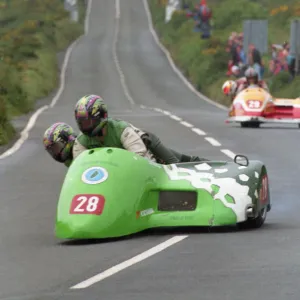 Vern Phillips & Gill Phillips (Merrydown Baker) 1998 Sidecar TT